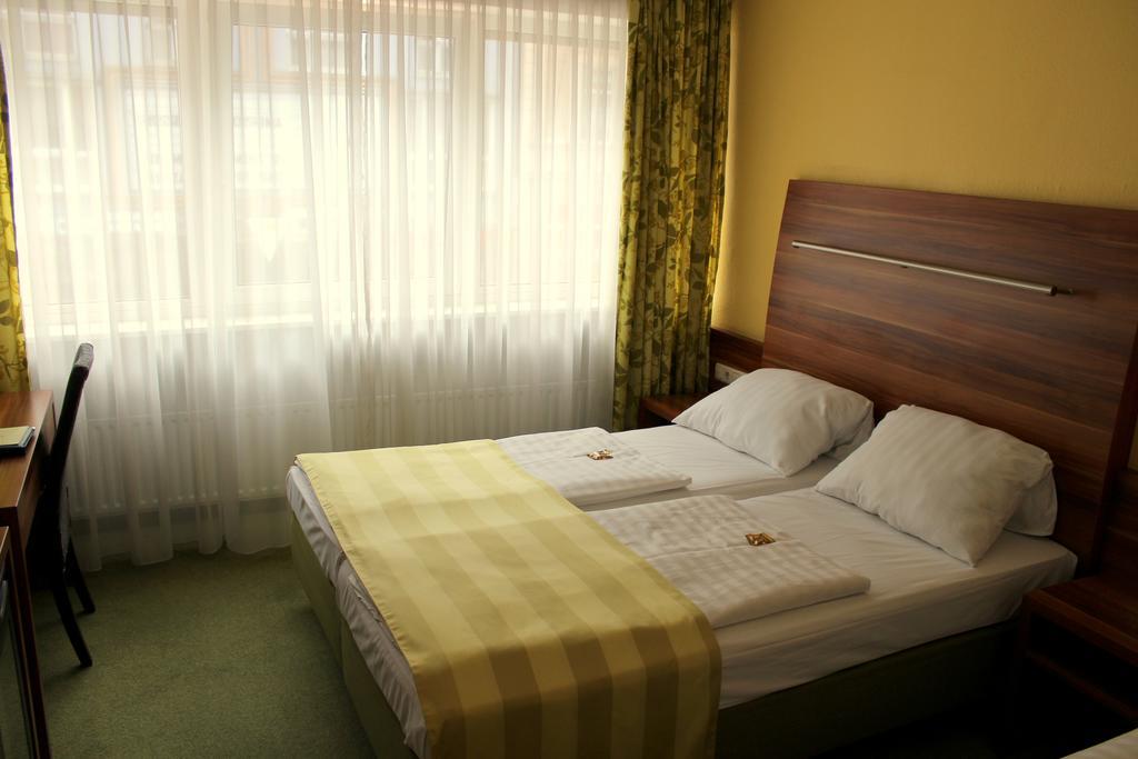 Hotel Wallis 3*