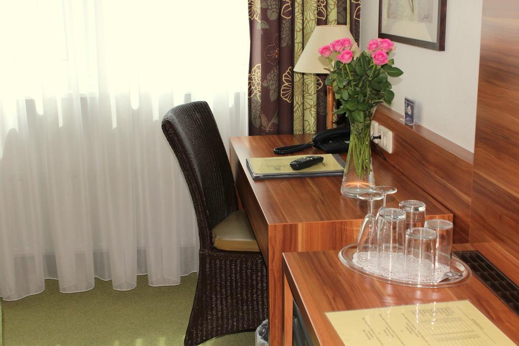 Hotel Wallis 3*