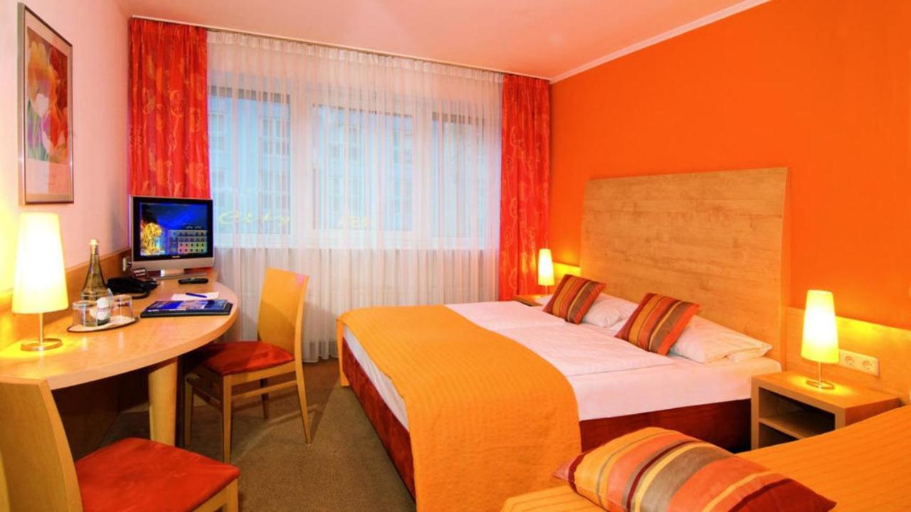 Hotel Wallis 3*